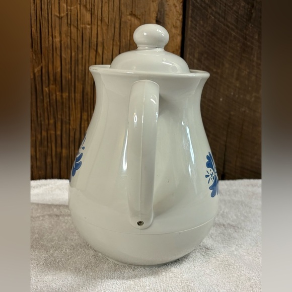 Pfaltzgraff Yorktowne Vacuum Carafe Insulated Hot Cold Beverage Server Pitcher - Picture 3 of 11